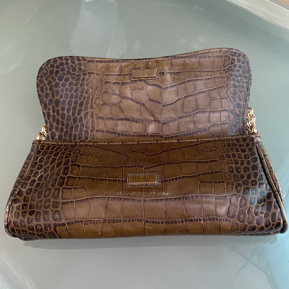 ANN Taylor Leather Baguette Top Handle Bag with Gold Chain Strap - Picture 7 of 12